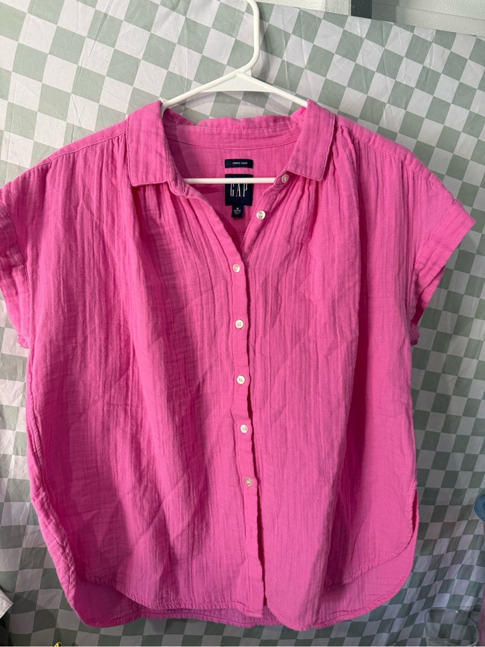 GAP Women's Hot Pink Button-Front Short Sleeve Blouse